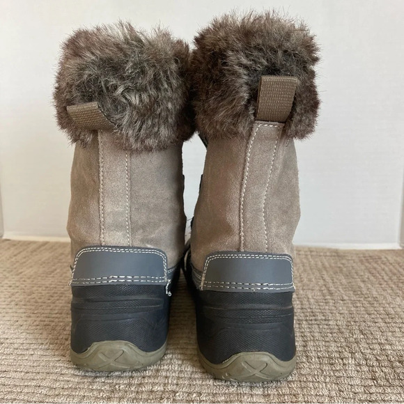 Khombu Women's The Slope Winter Snow Boots (8, Grey) - Picture 10 of 14